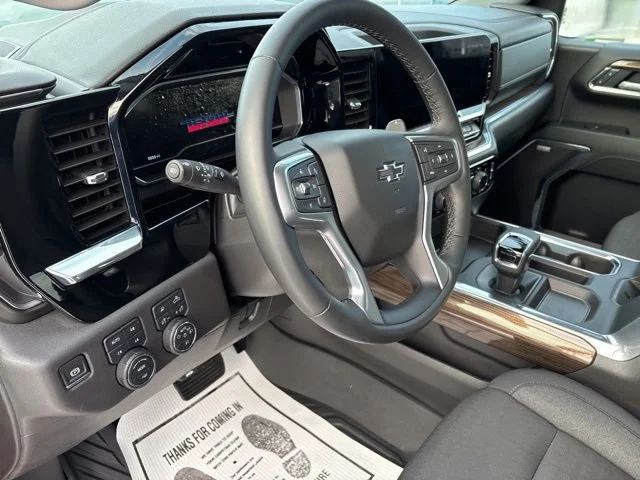 2025 Chevrolet Silverado 1500 LT Trail Boss - Photo 28