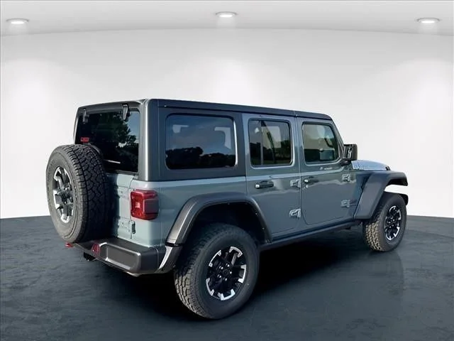 Used 2025 Gray Jeep Rubicon image 5