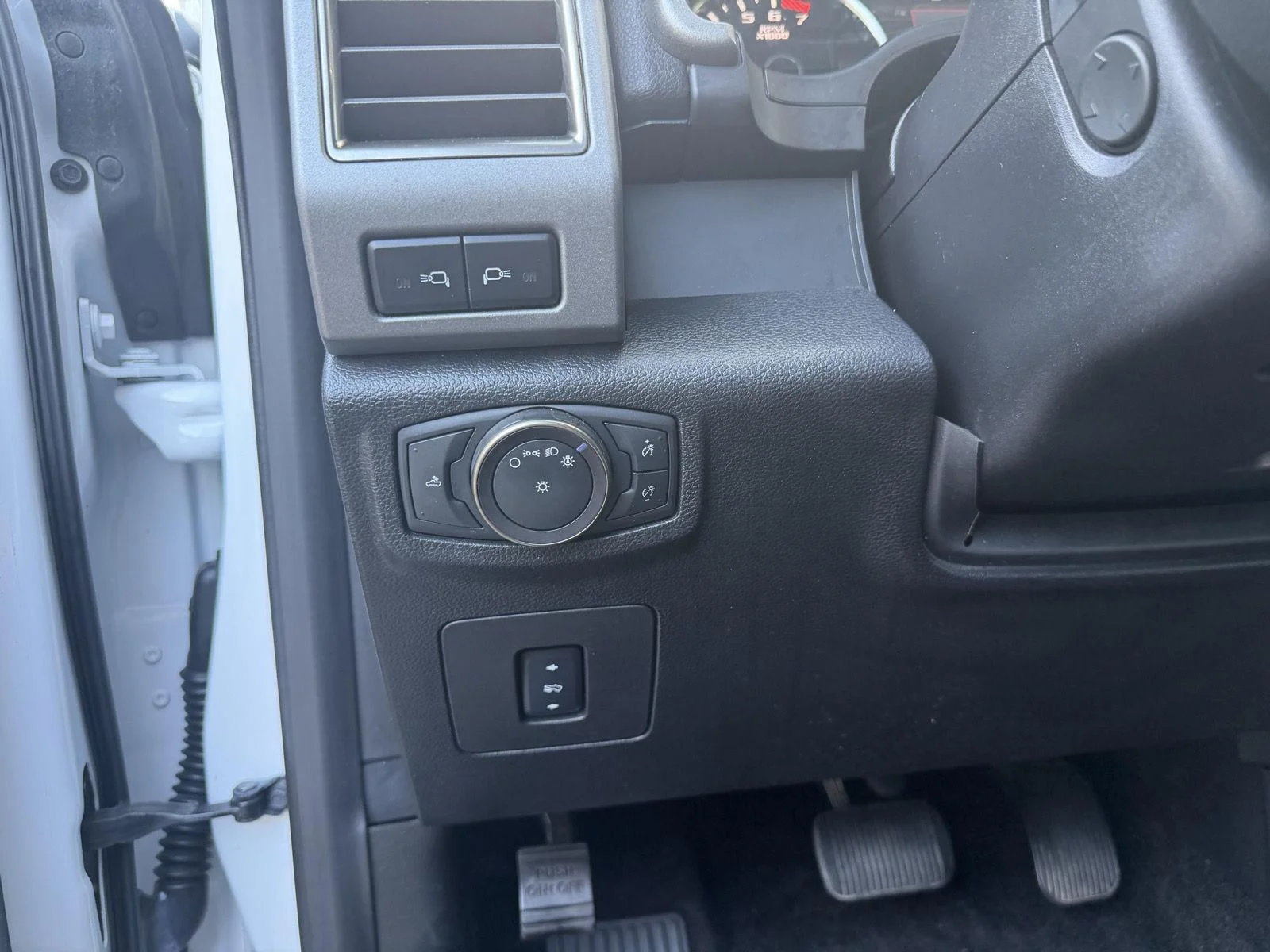 Used 2018 Oxford White Ford Raptor image 15