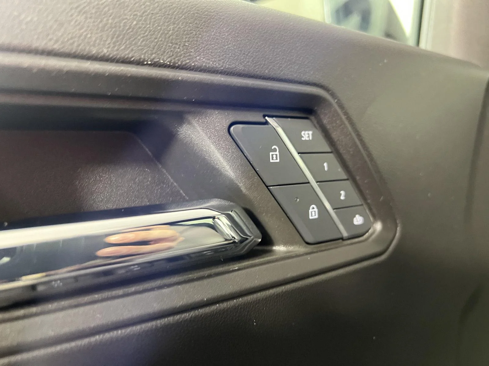 Used 2023 Black Chevrolet ZR2 image 17