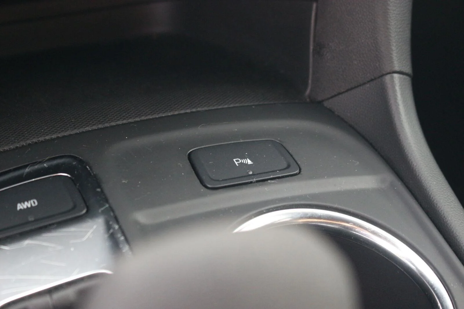 Used 2024 Sterling Gray Metallic Chevrolet LT image 31