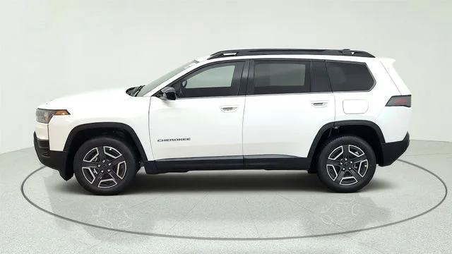 New 2026 Bright White Clear-Coat Exterior Paint Jeep Laredo image 7