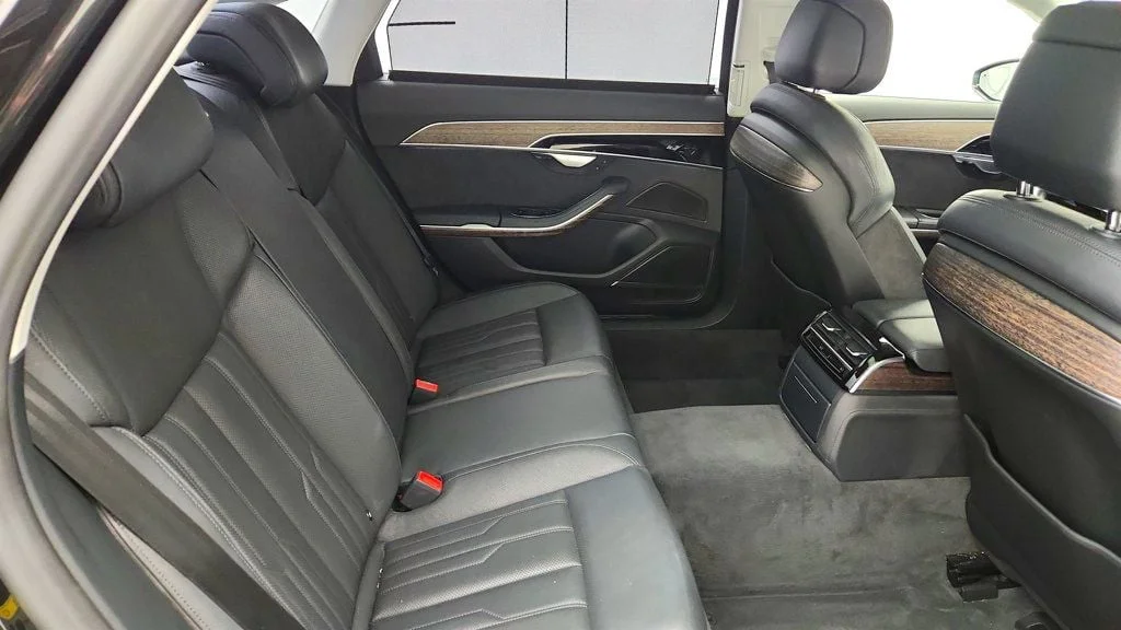 Used 2019 Vesuvius Gray Metallic Audi 55 TFSI quattro w/ Executive & Lighting Pkgs + 20’’ Wheels image 23