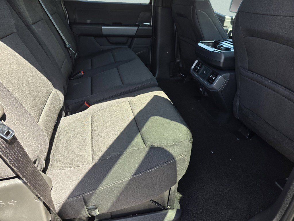 New 2026 Oxford White Ford XLT image 30