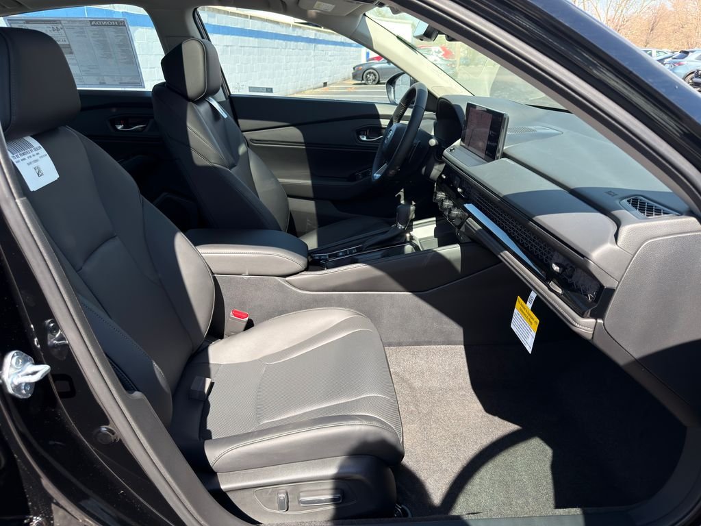 New 2026 Crystal Black Pearl Honda Touring image 24