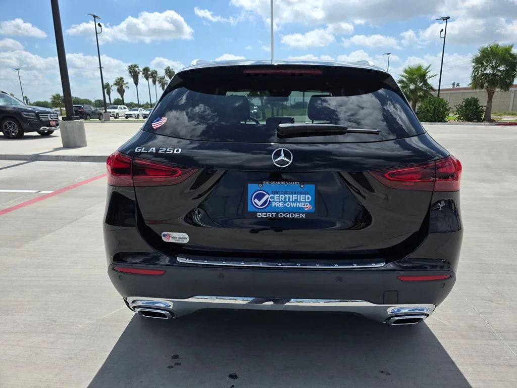 Used 2025 Black Mercedes-Benz GLA 250 image 6