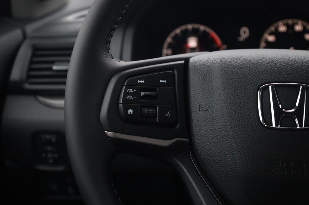 2025 Honda Ridgeline Sport - Photo 10
