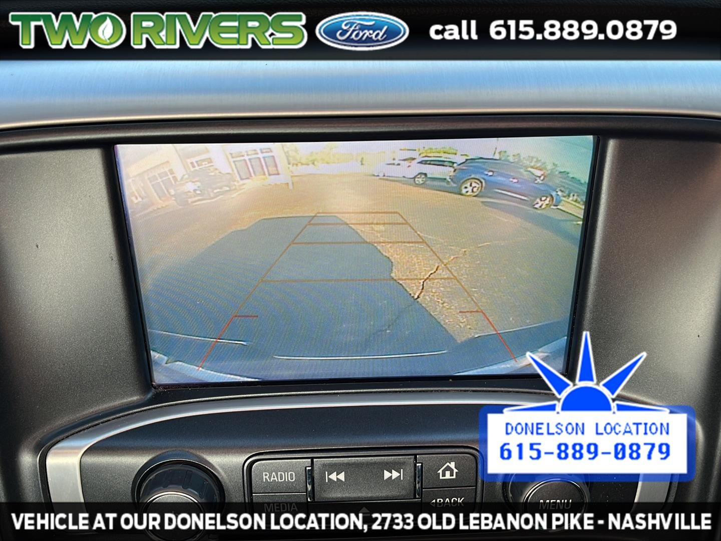 Used 2018 White Frost Tri-Coat GMC SLE image 27