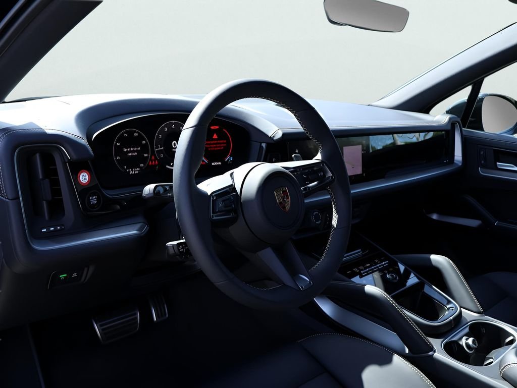 Used 2025 Olive Porsche  image 4