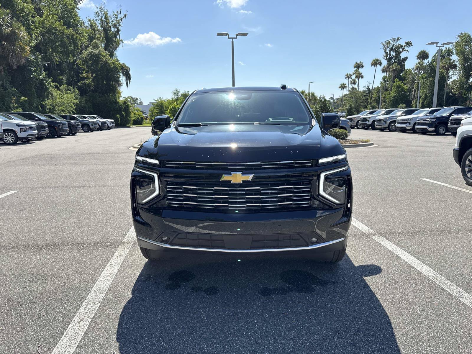 2026 Chevrolet Suburban High Country - Photo 8