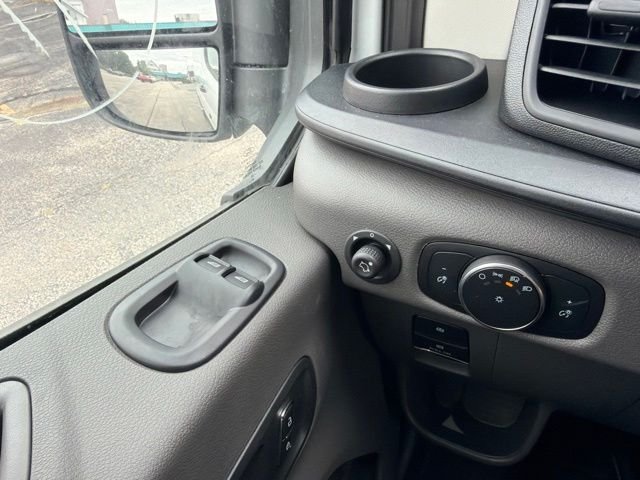 New 2026 Oxford White Ford Cargo Van image 17