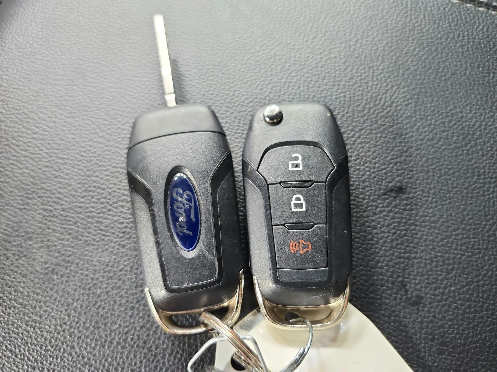 Used 2023  Ford XLT image 12