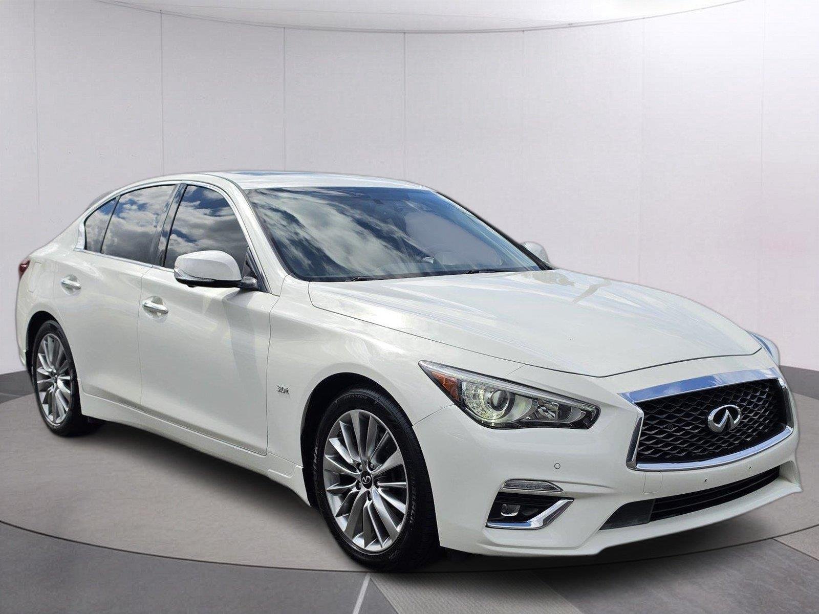 Used 2020 Pure White INFINITI 3.0t LUXE image 8