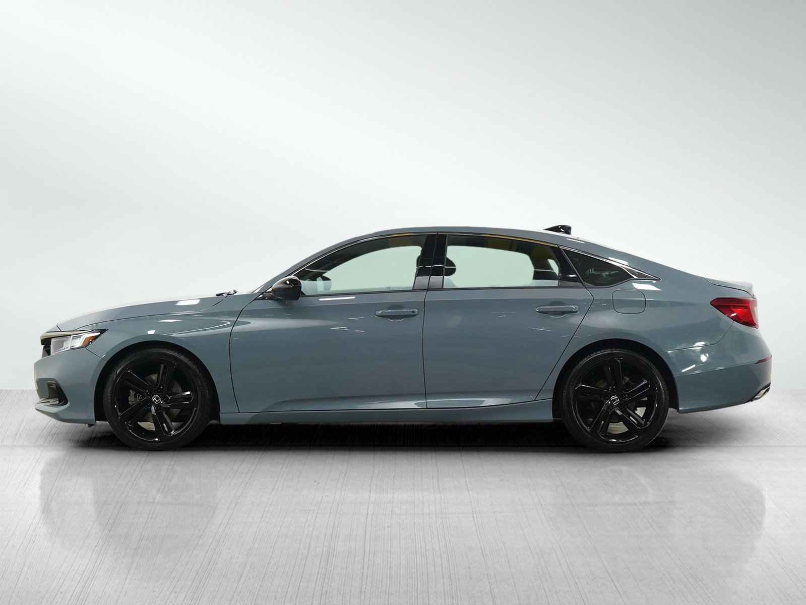 Used 2021 Honda Accord Sport with VIN 1HGCV1F33MA107289 for sale in Minneapolis, Minnesota