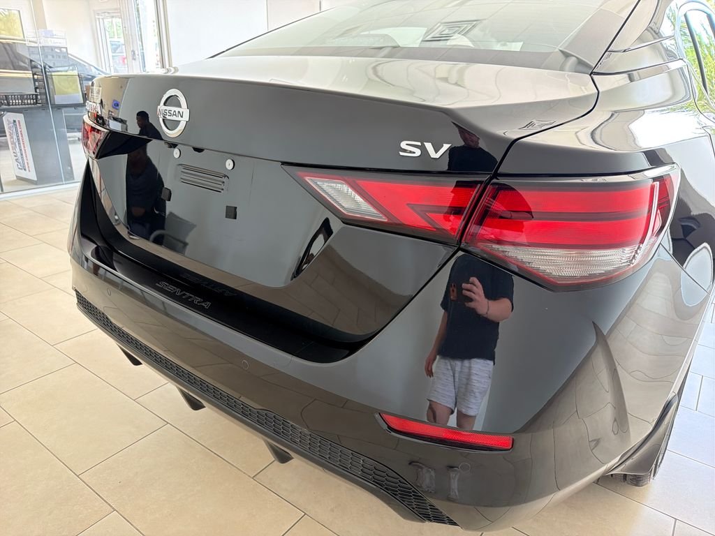 Used 2023 Super Black Nissan SV image 28
