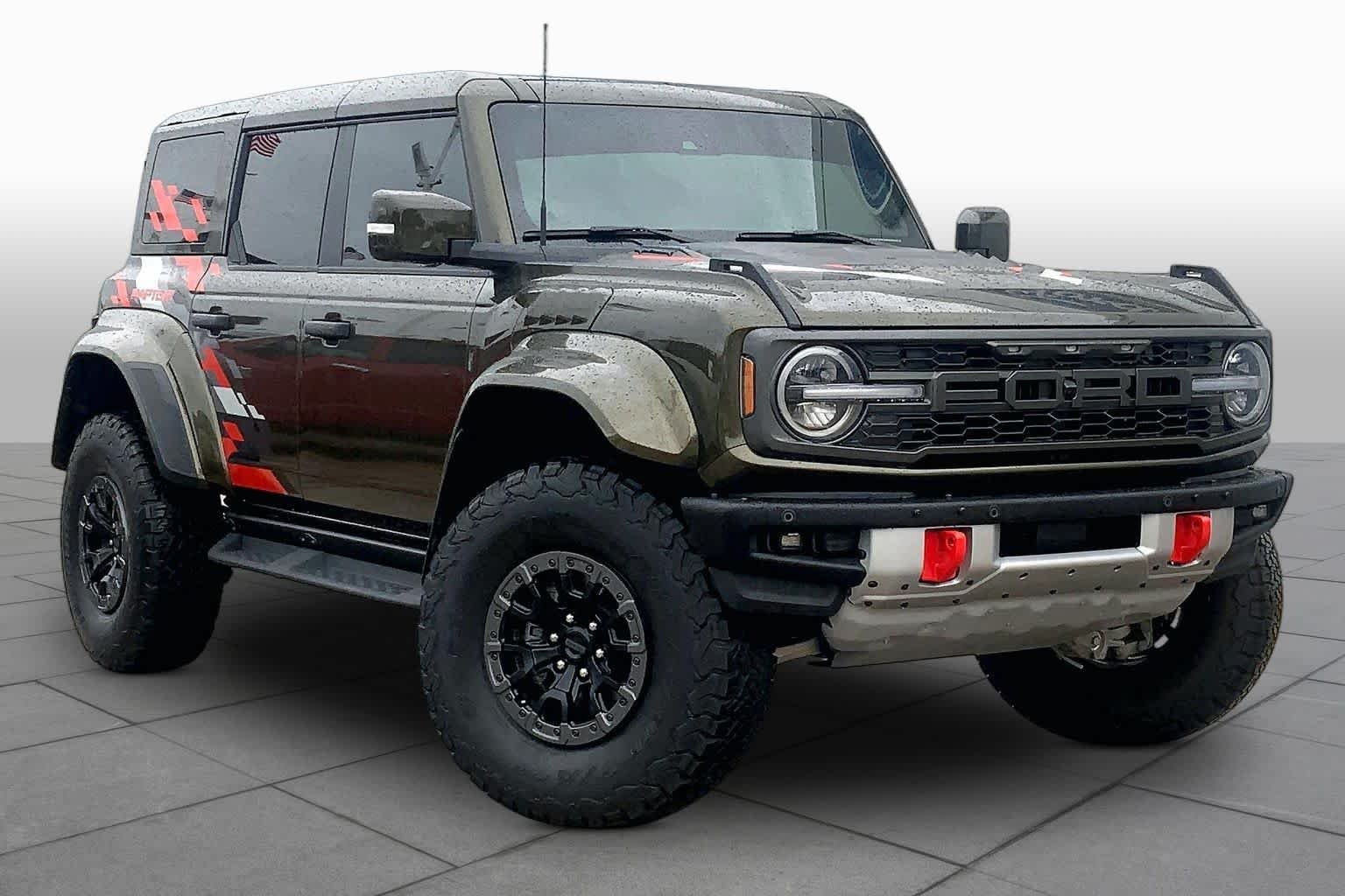 Used 2025 Shelter Green Metallic Ford Raptor image 6