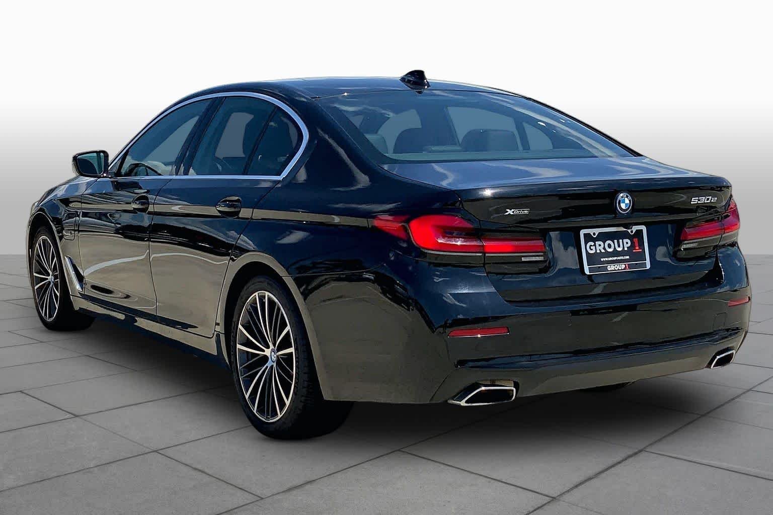 Used 2023 Black Sapphire Metallic BMW 530e xDrive image 12