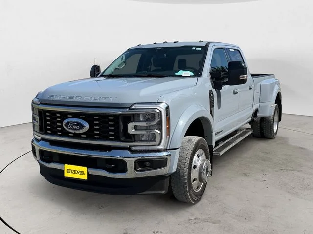 2025 Ford F-450SD Lariat