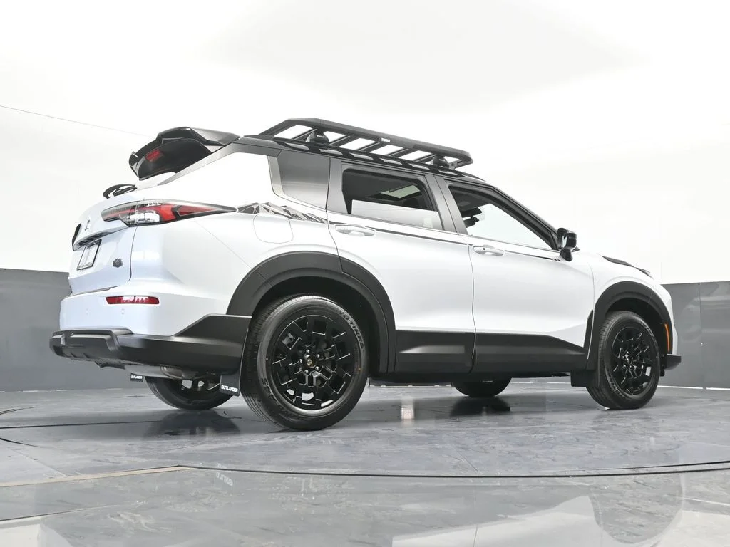 New 2026 White / Black Mitsubishi Trail Edition image 65