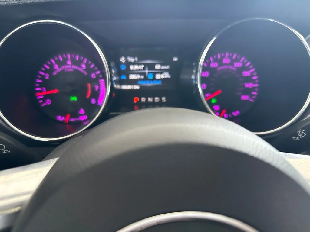 Used 2015 Gray Ford GT Premium image 21