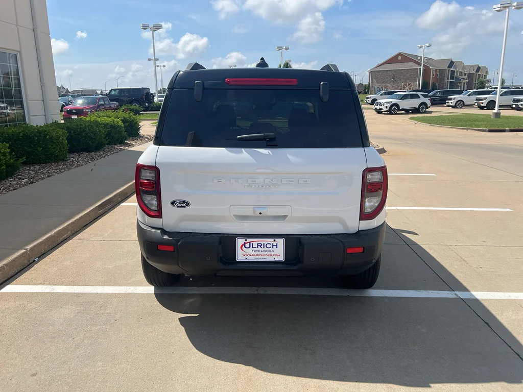 New 2026 Oxford White Ford Outer Banks® image 7