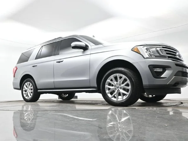 Used 2021 Iconic Silver Metallic Ford XLT image 25