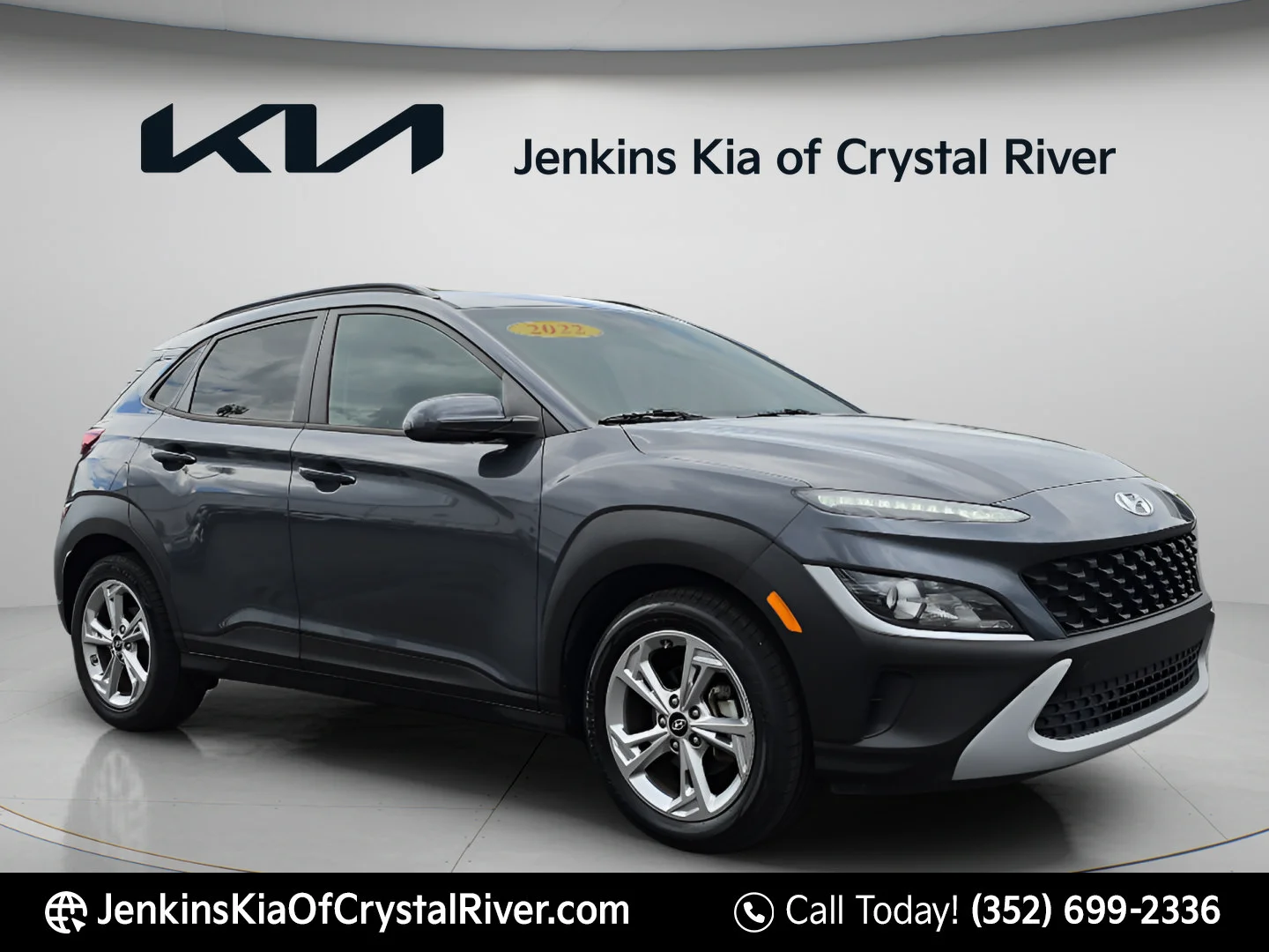 Used 2022 Thunder Gray Hyundai SEL image 2