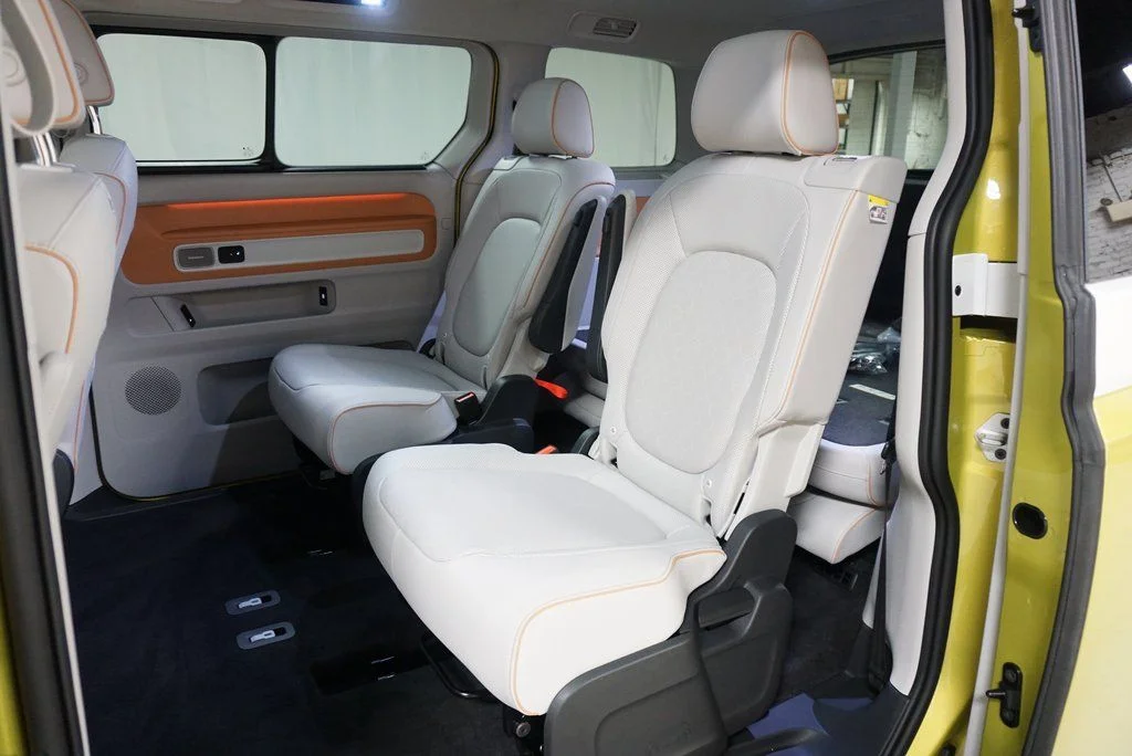 2025 Volkswagen ID. Buzz 1st Edition - Photo 13