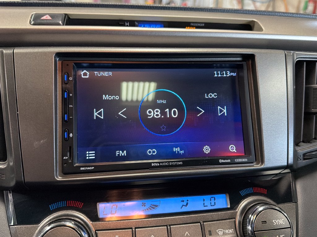 Used 2014 Blue Toyota XLE image 23