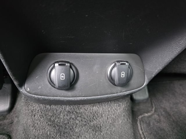 Used 2020 Gray Hyundai SE image 16