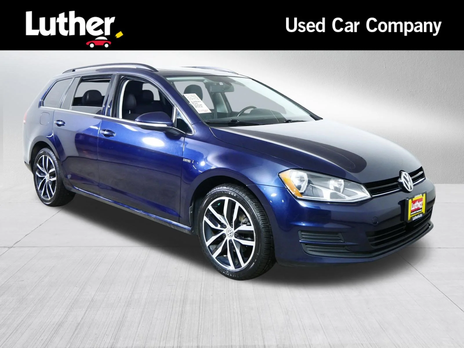 2016 Volkswagen Golf SportWagen TSI Limited Edition's photo
