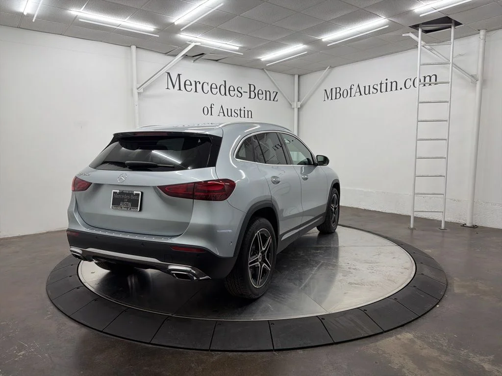 Used 2026 Silver Mercedes-Benz GLA 250 image 7