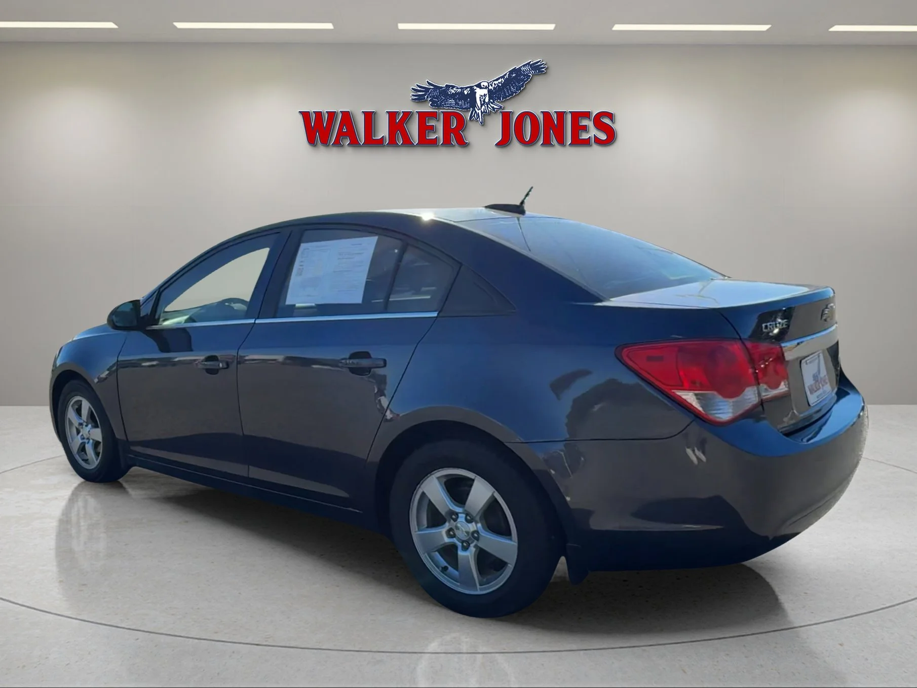 Used 2015 Tungsten Metallic Chevrolet LT image 5