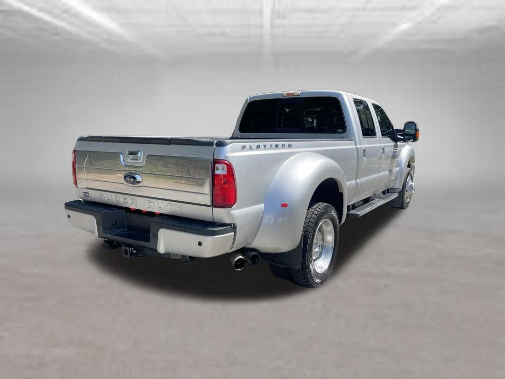 Used 2016 Silver Ford Platinum image 4
