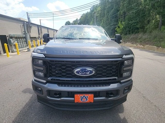 Used 2025 Gray Ford XL image 8