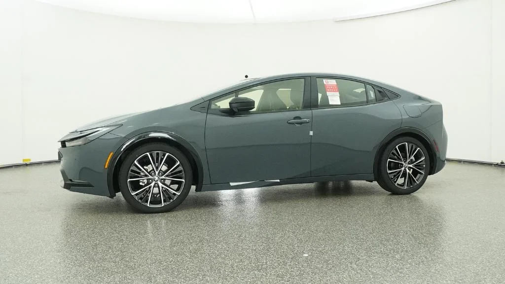 New 2026 Guardian Gray Toyota XLE image 12