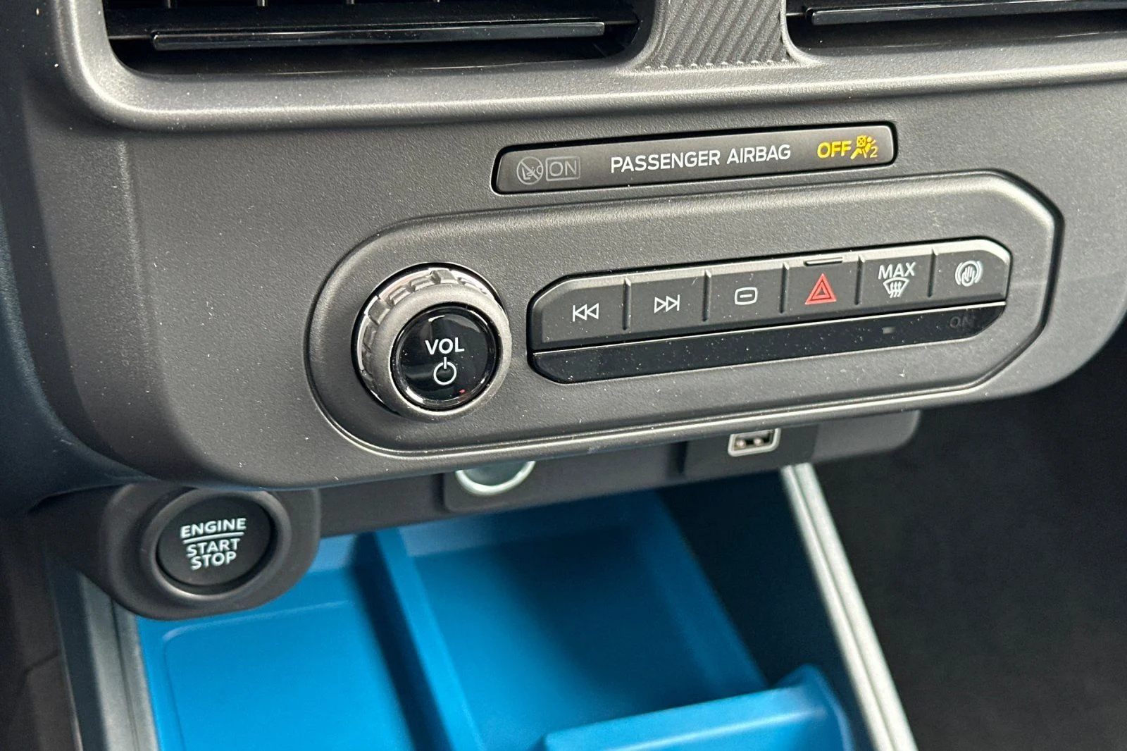 New 2025 Gray Ford XLT image 15