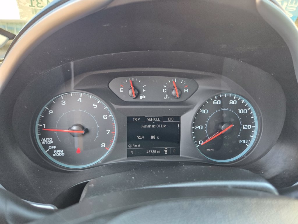Used 2025 Gray Chevrolet LT image 18