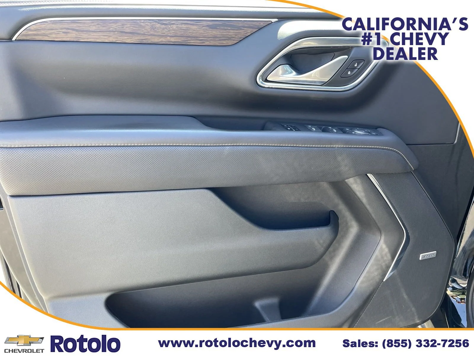 Used 2022 Black Chevrolet Premier 4WD image 21