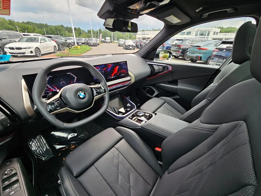 Used 2025 Black Sapphire Metallic BMW 30 xDrive image 23