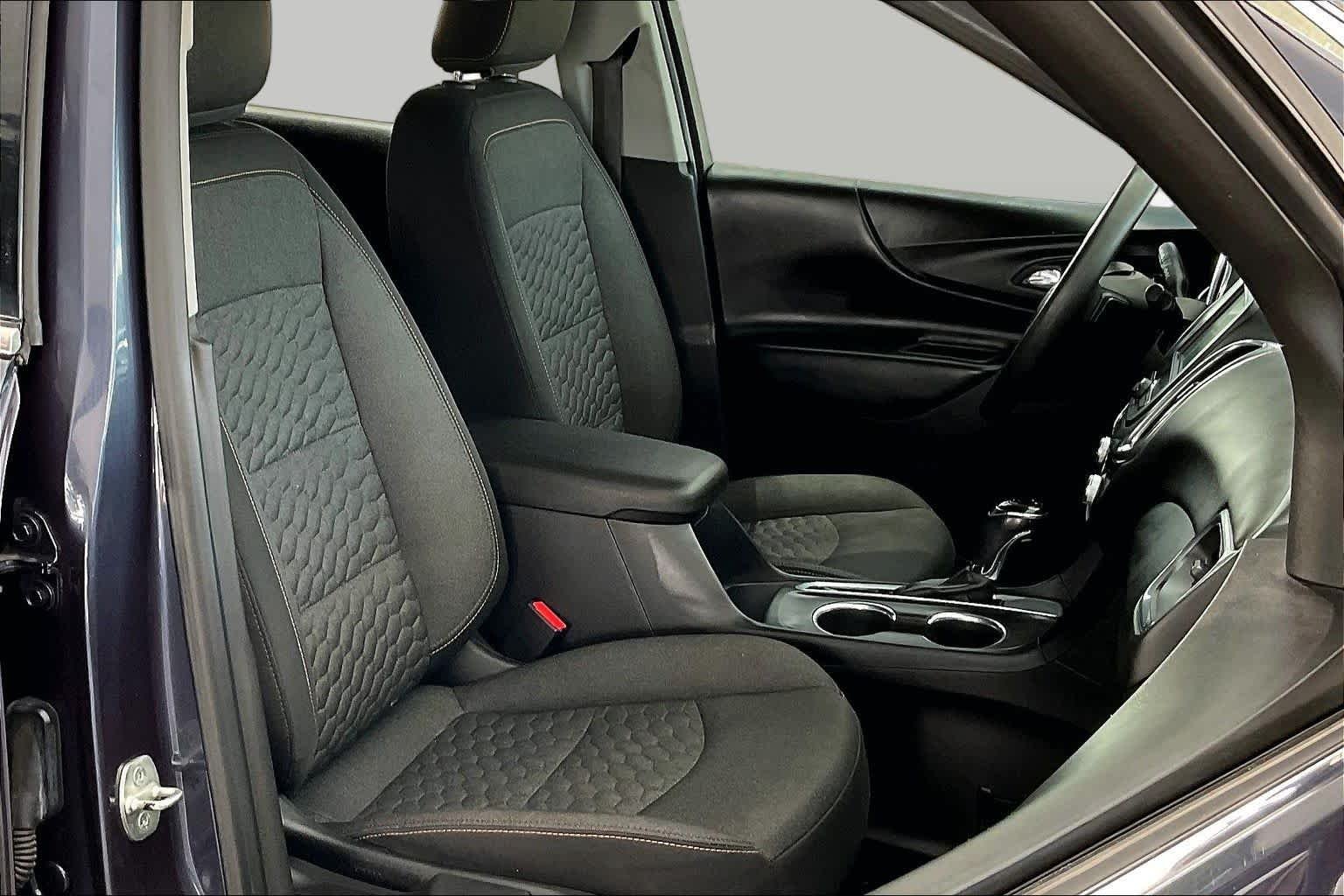 2018 Chevrolet Equinox LT - Photo 9