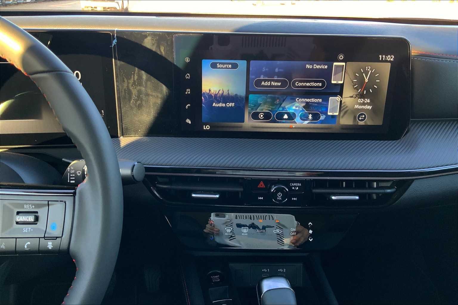 View vehicle photo 6