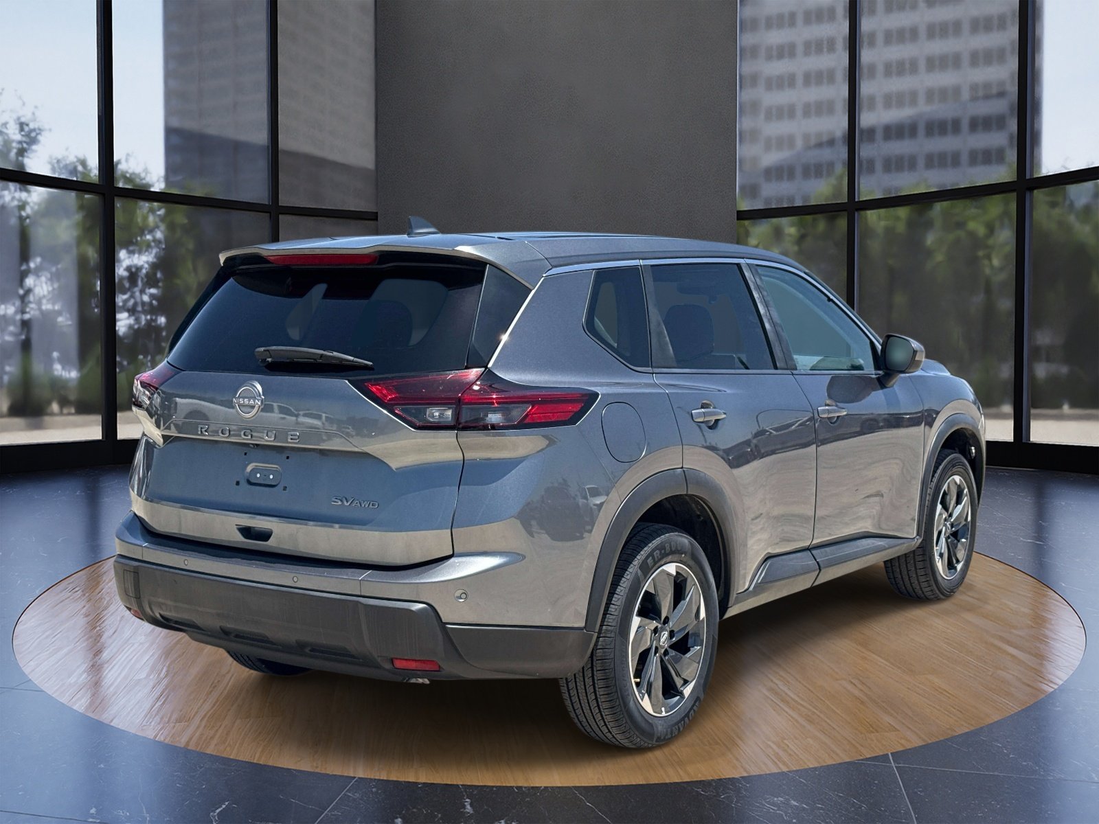 Used 2024 Gray Nissan SV image 3