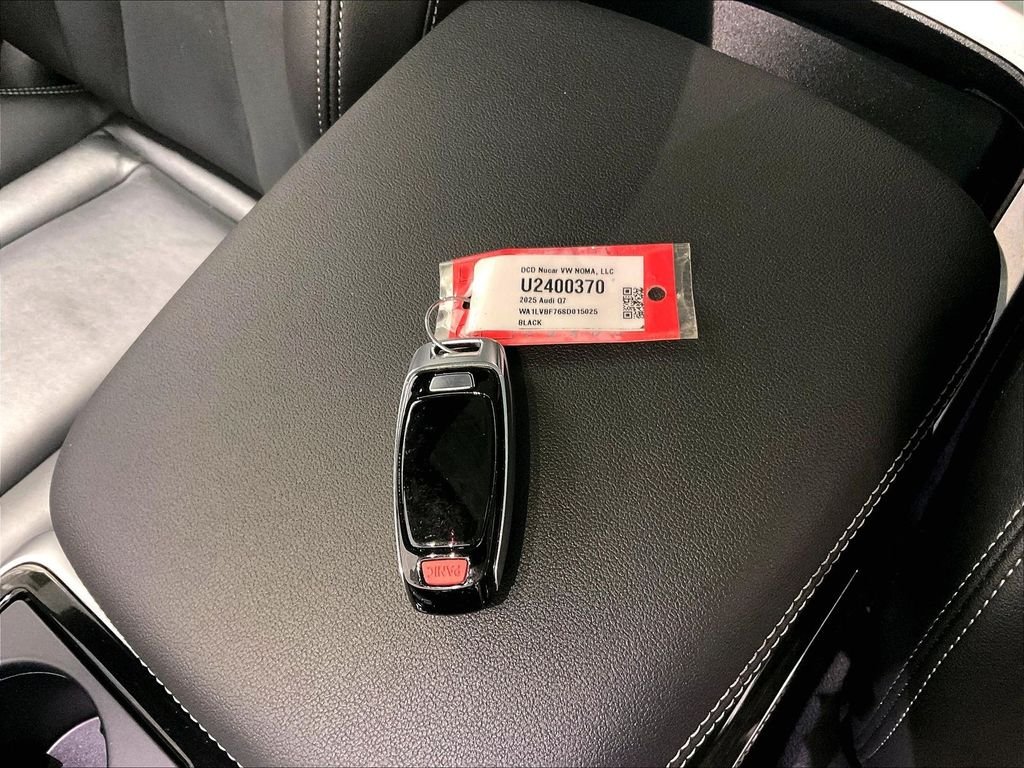 Used 2025 Black Audi 55 Premium Plus image 31