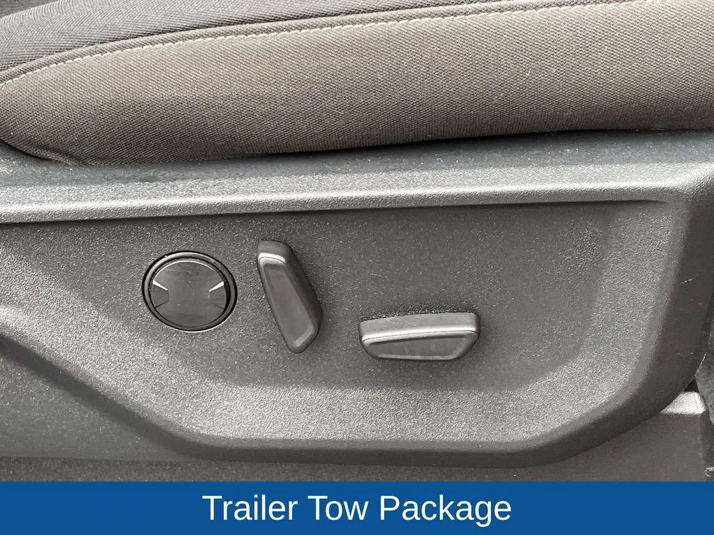 Used 2023 Red Ford XLT image 16