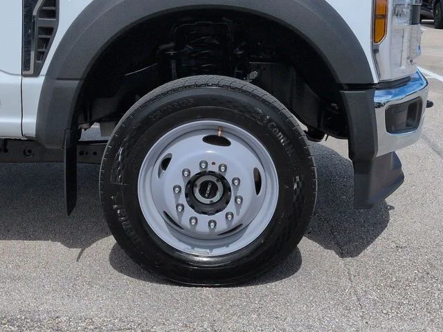 New 2026 Oxford White Ford F-550® XL image 11