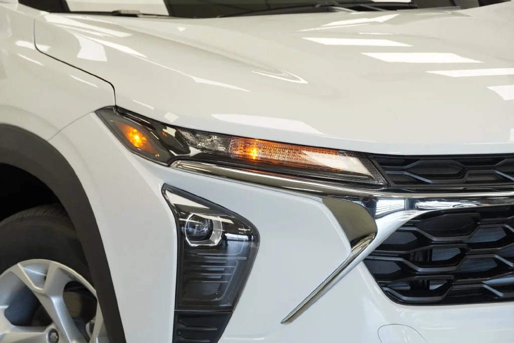 New 2026 Summit White Chevrolet LS image 9