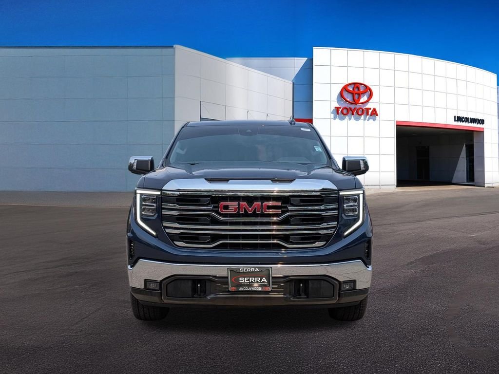Used 2022 Blue GMC SLT image 4