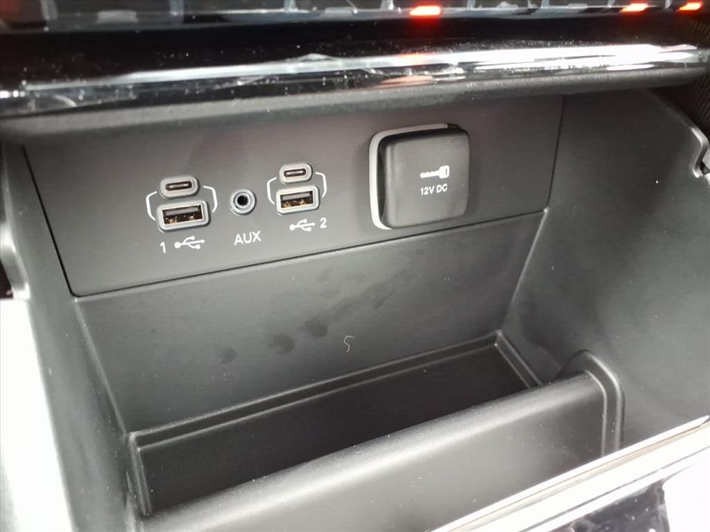Used 2025 Red Jeep Laredo image 17
