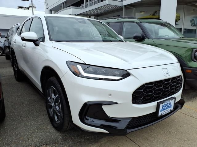 Used 2023 White Honda EX-L image 4